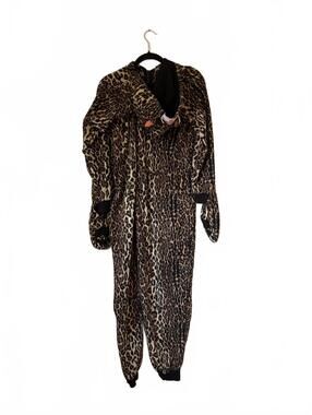 Nick & Nora XL Leopard Print Sleepwear Onesie with Hood and Mittens